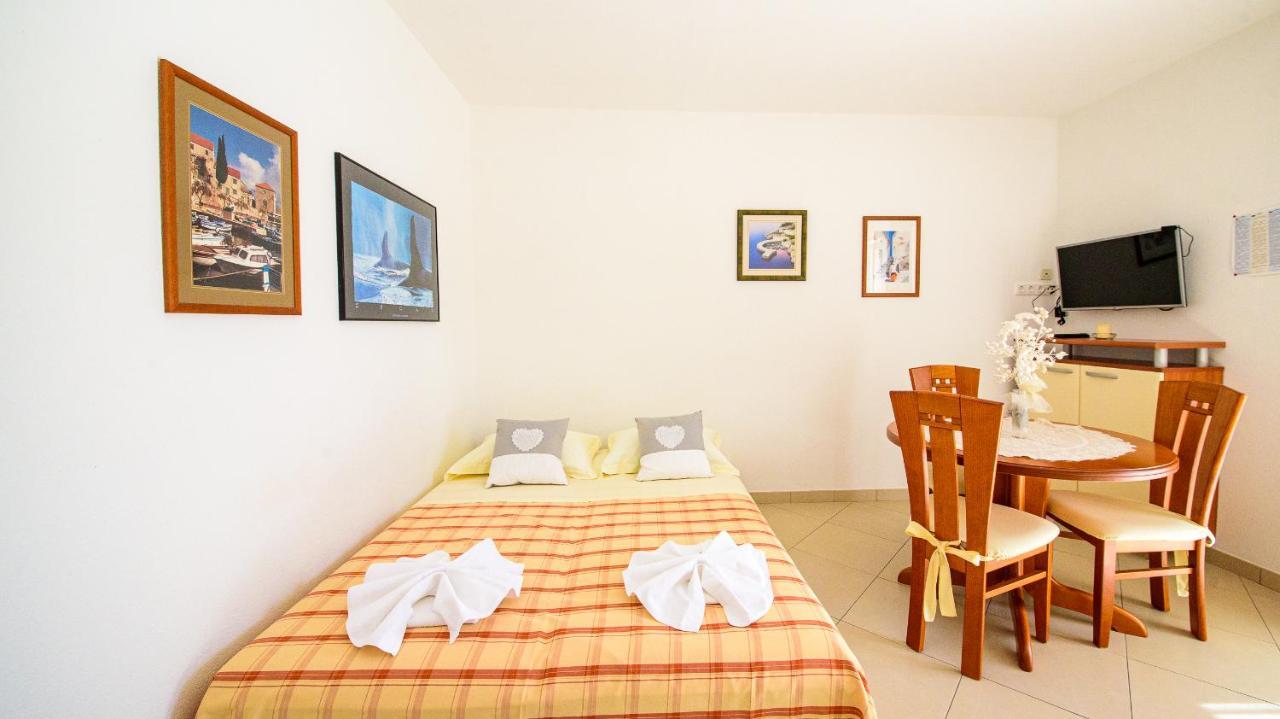 Apartments Mija Bol Extérieur photo